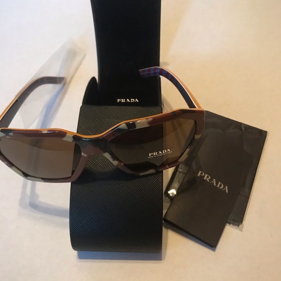 Sunglasses - Picture 1 of 4